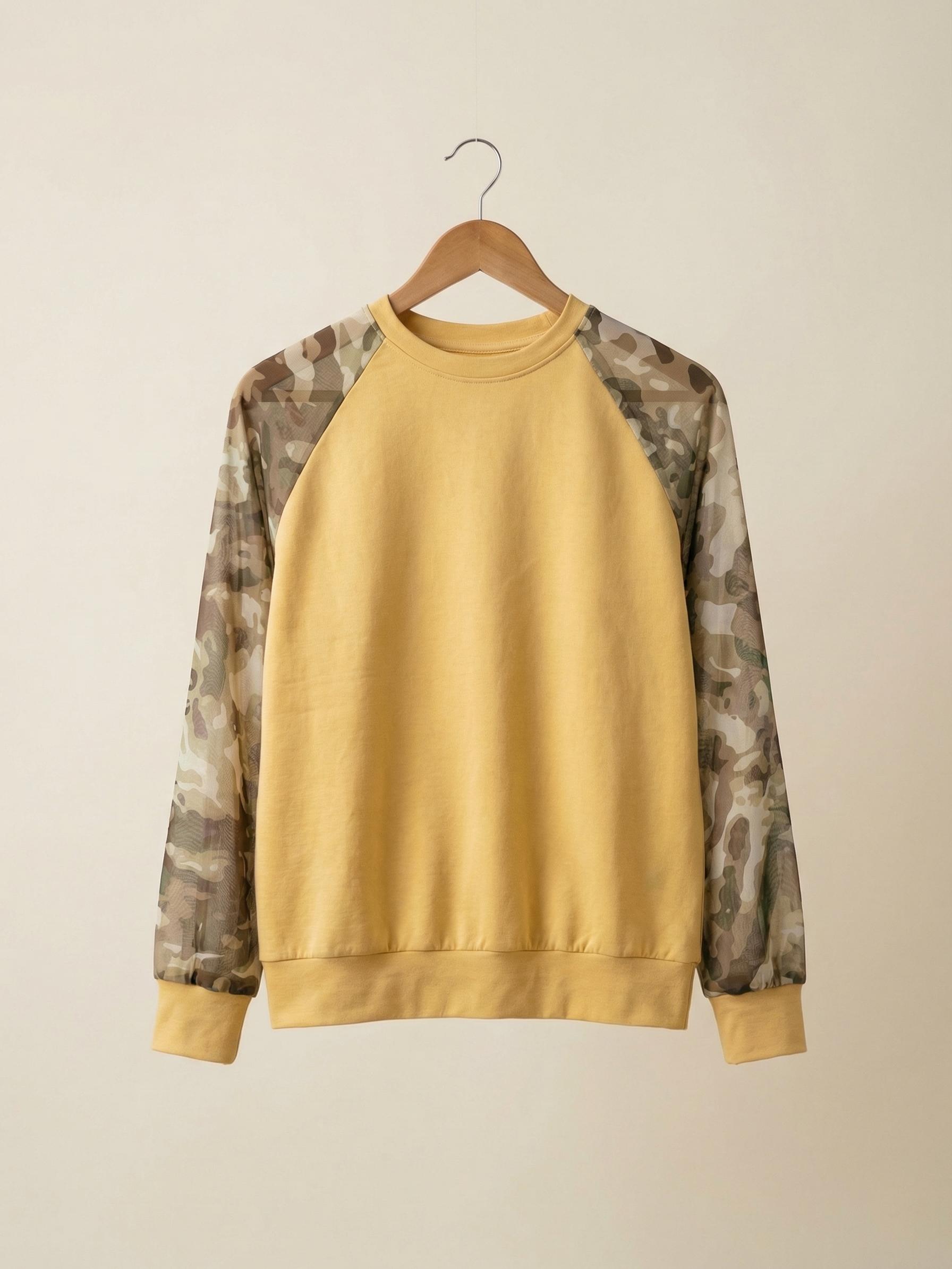 Свитшот с камуфляжными рукавами
